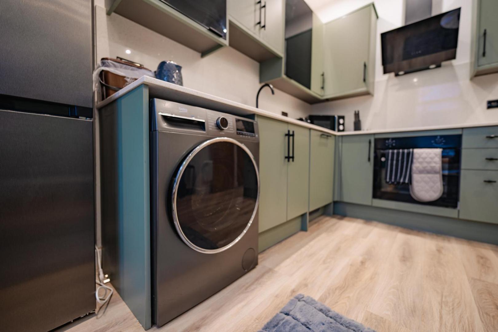 Luxury Apartments In Cardiff City Centre ภายนอก รูปภาพ